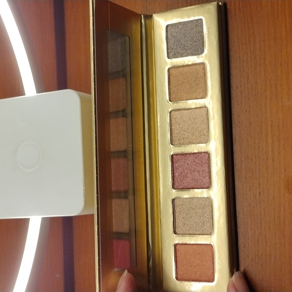 Eloise Sahara Nights - Picture 4 of 4